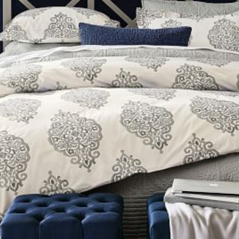 Pottery Barn Duvet Cover Size Full/Queen